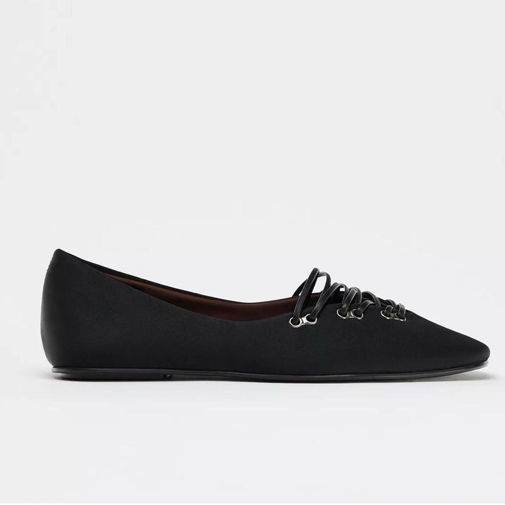 ✨SOLD✨ NWT Zara Satin Lace Up Ballet Flats in Black - 8 - Picture 3 of 8